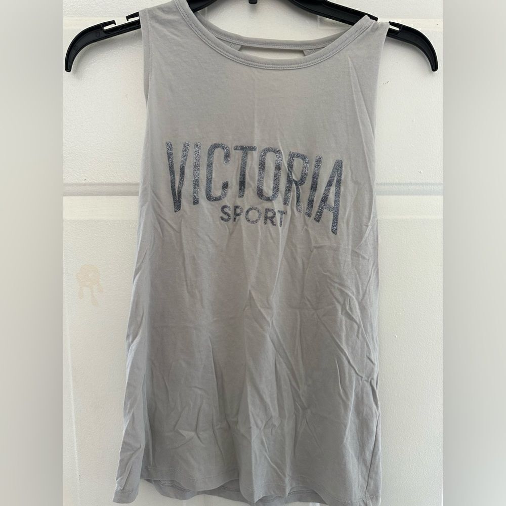 2/$15 Victoria’s Secret Sport open back tank top